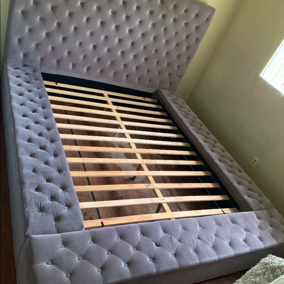 Bedding Used Gray Velvet Bed Frame With Three Big Storage Units